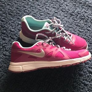 Nike Size 7 1/2. Excellent condition.